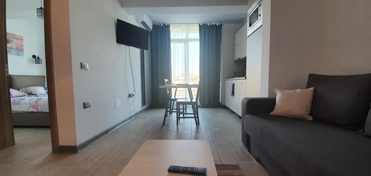 Zian'S Studio Mamaia Nord Beach Resort Năvodari Exteriör bild